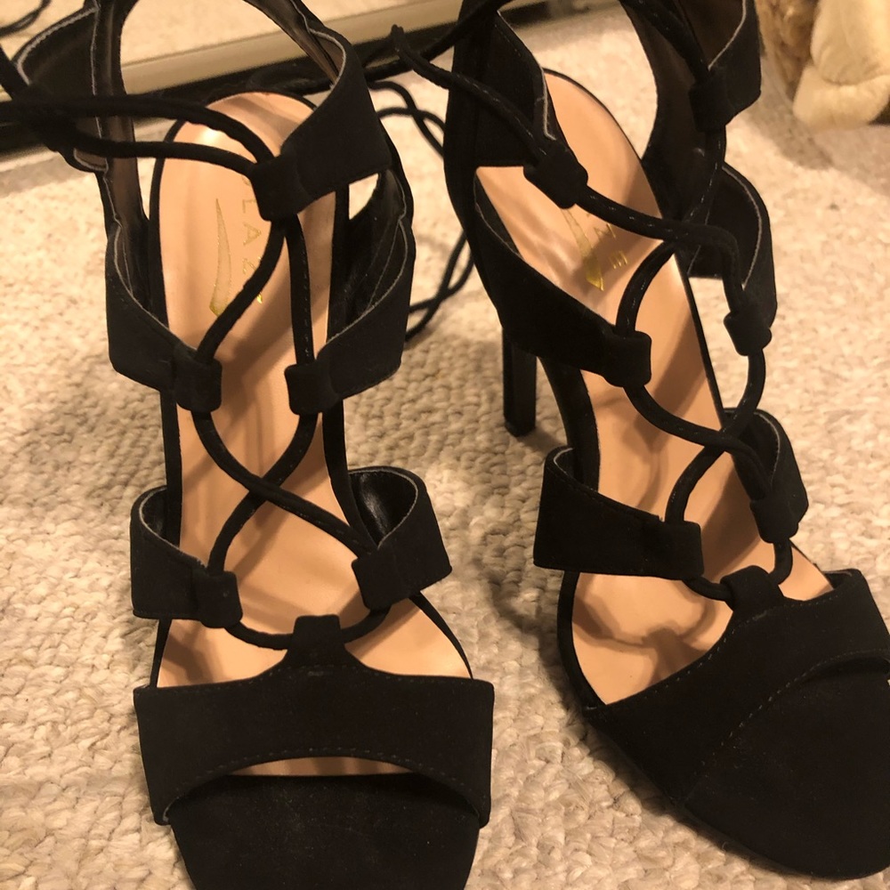 Black Tie up Heels Size 7